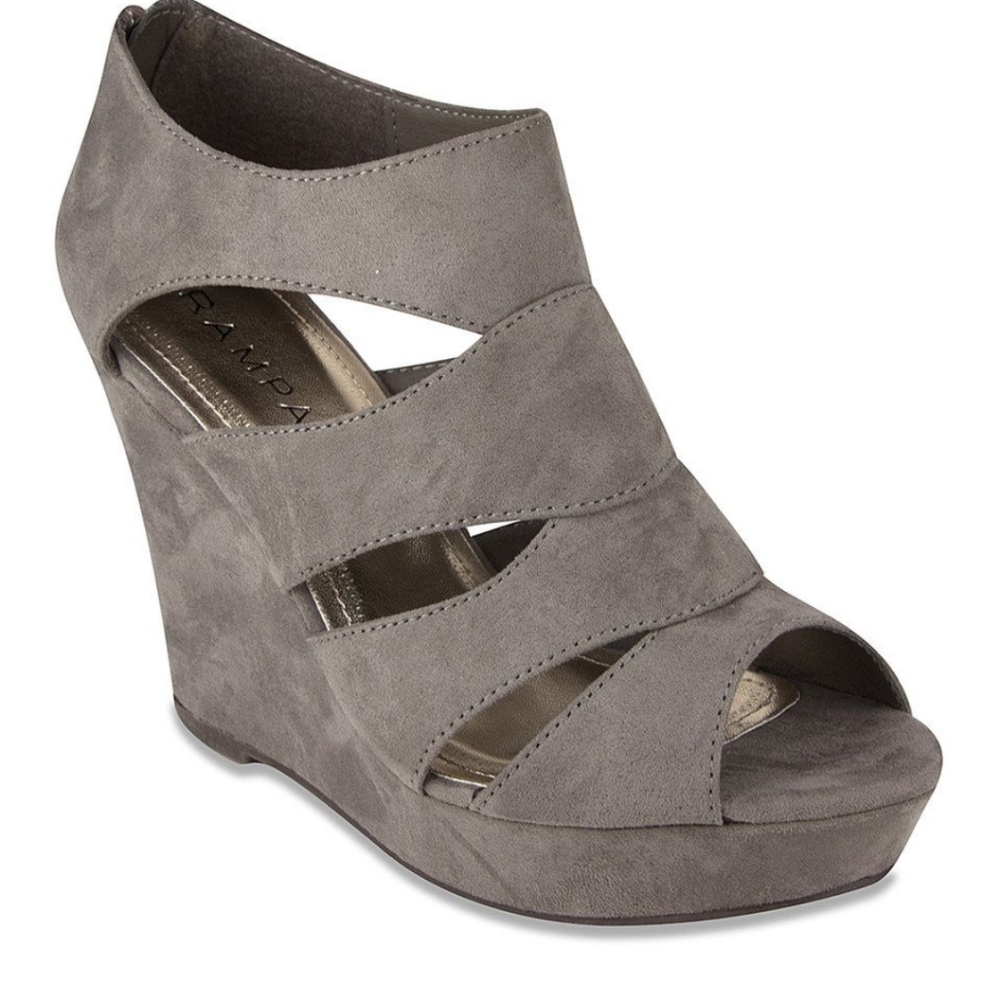 Rampage Suede Grey Wedged Heels